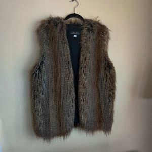 Faux fur Vest